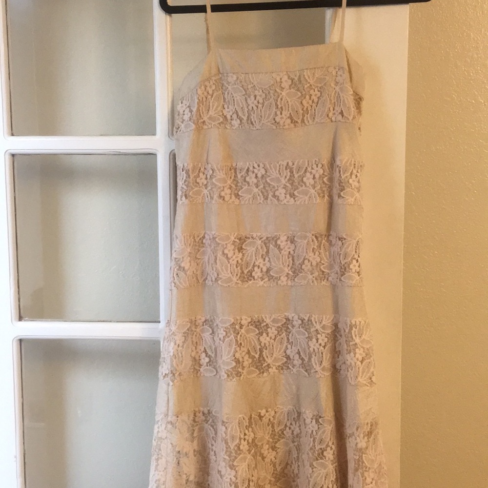 Maxi lace dress